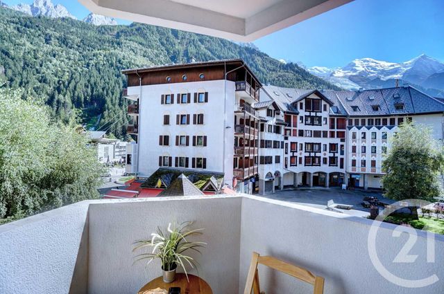 Afficher la photo en grand Appartement T2 à vendre - 2 pièces - 27.59 m2 - CHAMONIX MONT BLANC - 74 - RHONE-ALPES - Century 21 Mont-Blanc Invest