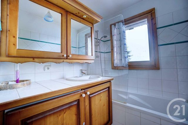 Appartement F3 bis à vendre - 4 pièces - 64.28 m2 - LES HOUCHES - 74 - RHONE-ALPES - Century 21 Mont-Blanc Invest