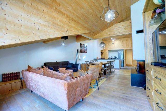 Appartement F5 à vendre - 5 pièces - 129.0 m2 - CHAMONIX MONT BLANC - 74 - RHONE-ALPES - Century 21 Mont-Blanc Invest