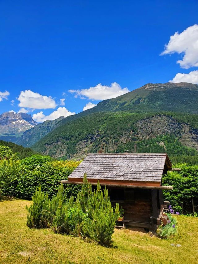 Afficher la photo en grand maison à vendre - 10 pièces - 335.0 m2 - LES HOUCHES - 74 - RHONE-ALPES - Century 21 Mont-Blanc Invest
