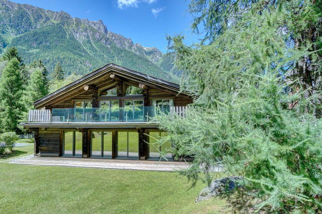 maison à vendre - 8 pièces - 230.0 m2 - CHAMONIX MONT BLANC - 74 - RHONE-ALPES - Century 21 Mont-Blanc Invest