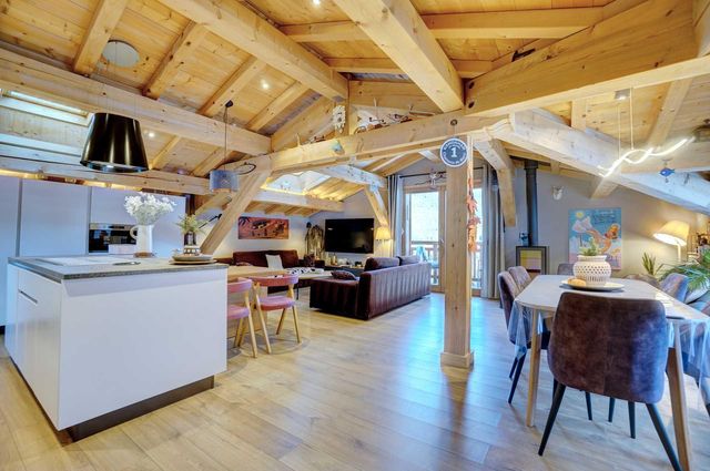 maison à vendre - 8 pièces - 183.0 m2 - LES HOUCHES - 74 - RHONE-ALPES - Century 21 Mont-Blanc Invest