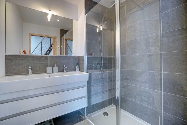 Appartement F5 à vendre - 5 pièces - 152.5 m2 - CHAMONIX MONT BLANC - 74 - RHONE-ALPES - Century 21 Mont-Blanc Invest